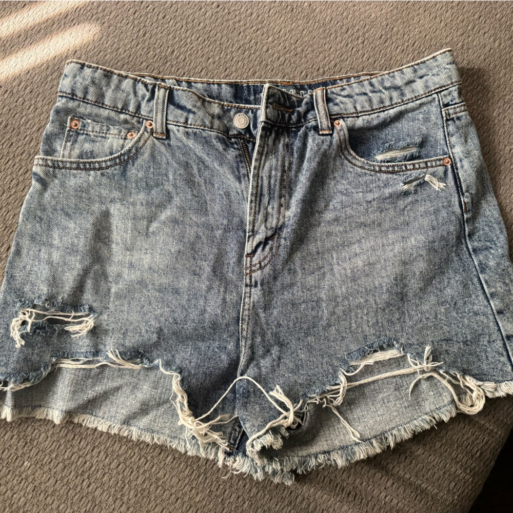 Wild fable distressed shorts